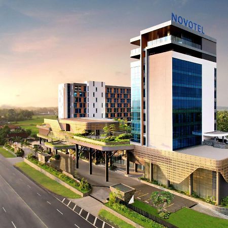 Novotel Yogyakarta International Airport Kulon Progo Temon Exteriör bild