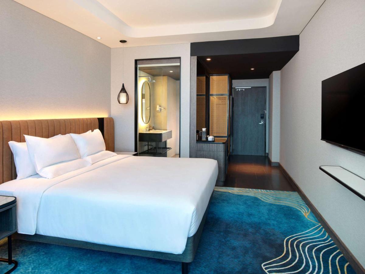 Novotel Yogyakarta International Airport Kulon Progo Temon Exteriör bild